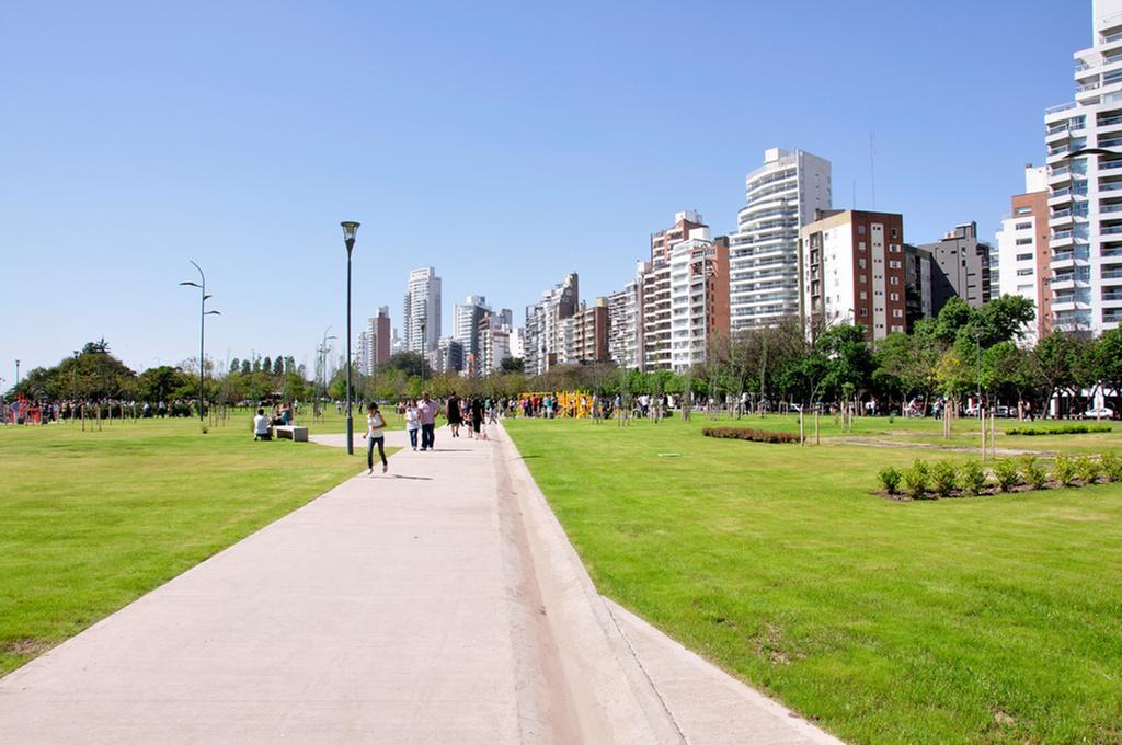 Oroño 1 *